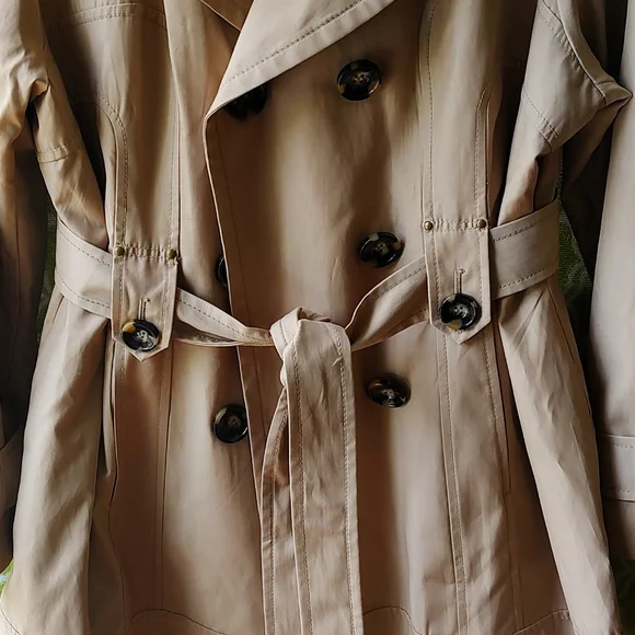 Jones New York New with tags Trench Coat - Picture 3 of 7
